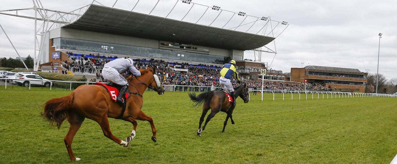 Simon Mapletoft – Mid-week selections